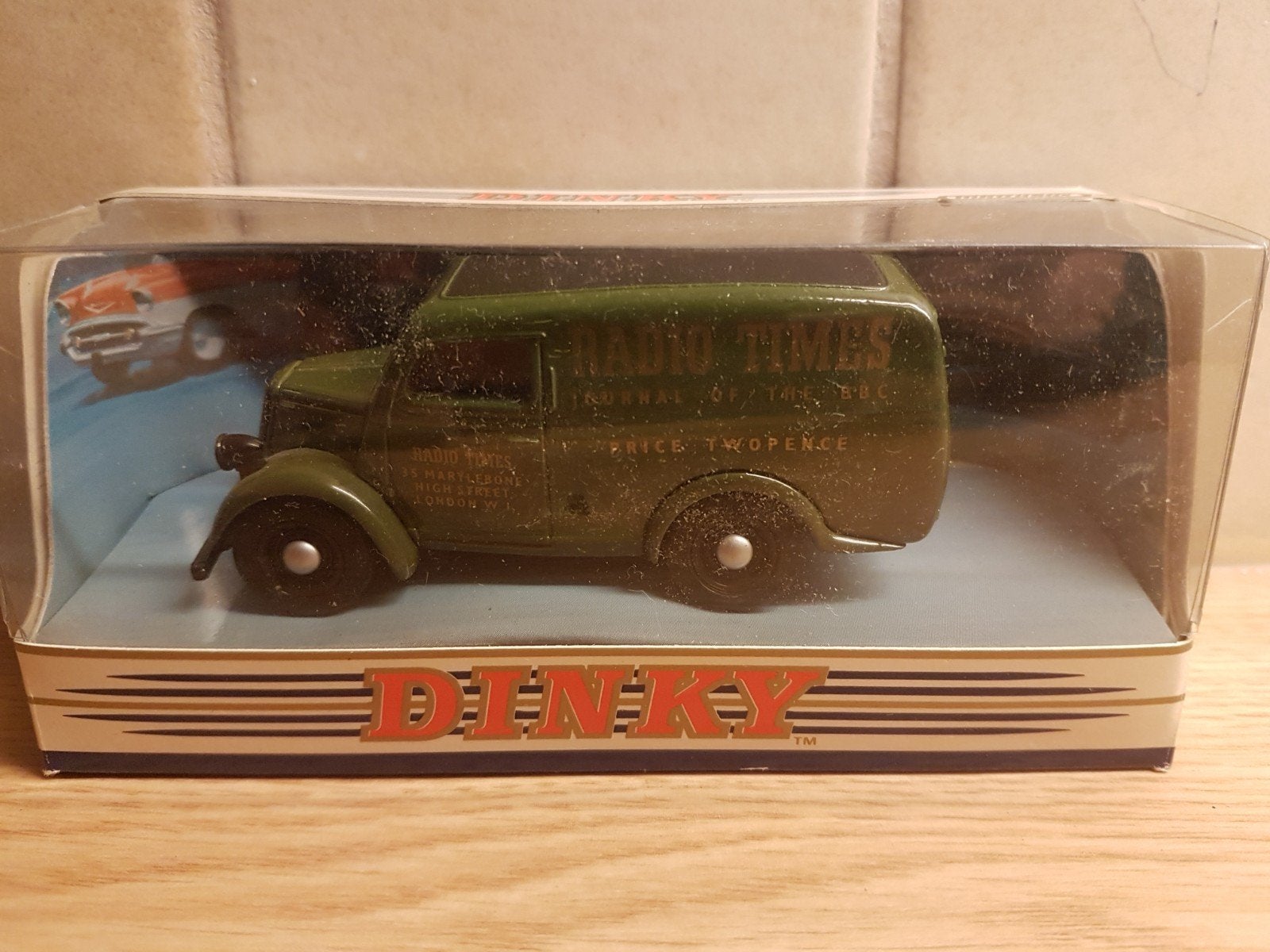 dinky matchbox Ford E83w cwt van groen 1950, Hobby en Vrije tijd, Ophalen of Verzenden, Zo goed als nieuw, Auto, Matchbox