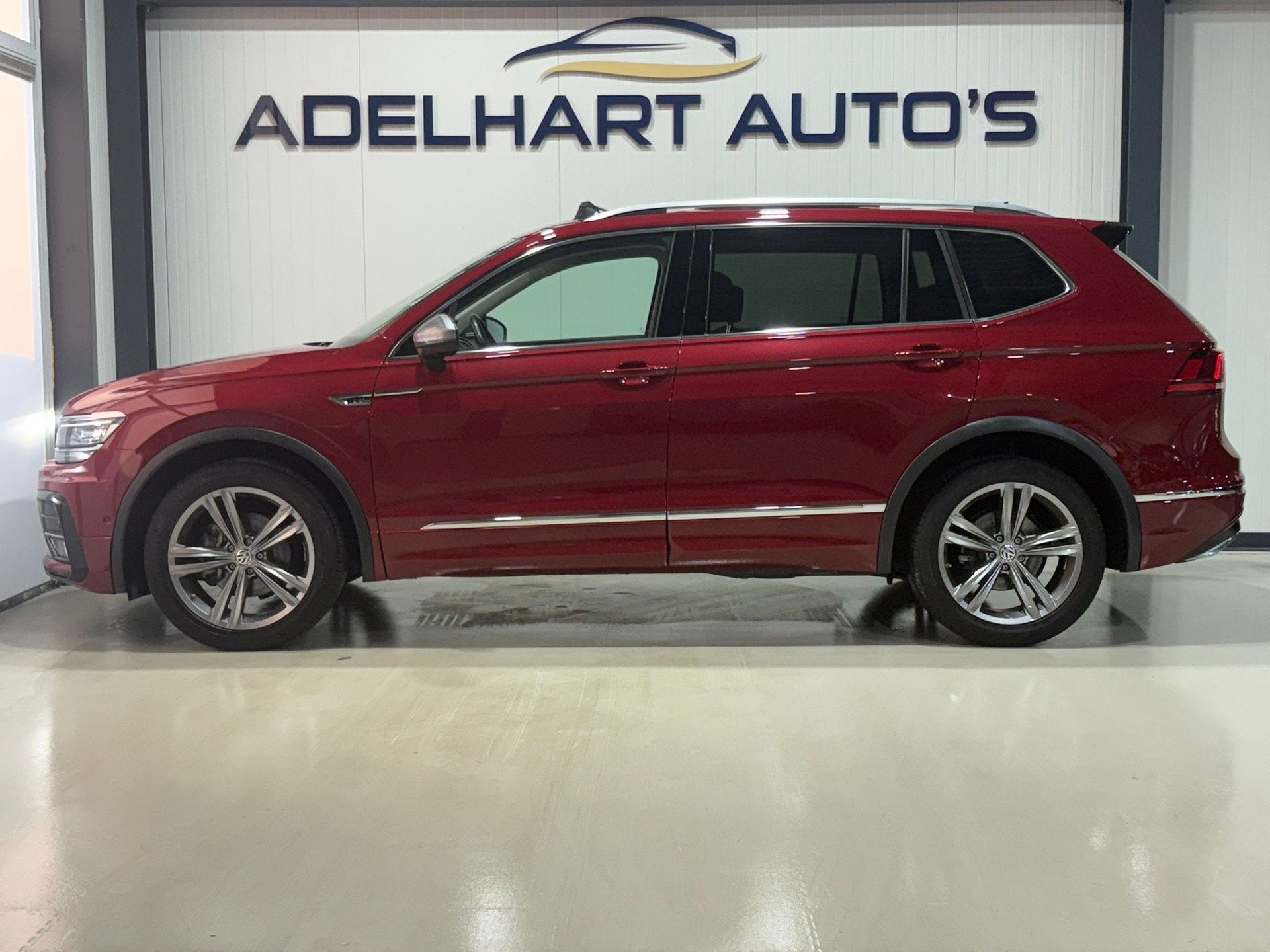 Volkswagen Tiguan Allspace 1.4 TSI R Line 150 PK / Panorama, Auto's, Voorwielaandrijving, 1490 kg, Gebruikt, 4 cilinders