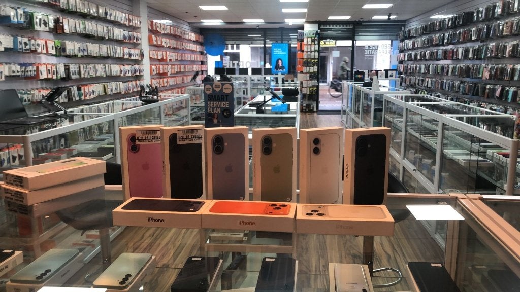 iphone pro / ipad Air 5  / ipad 10.2  / ipad 8  /  iphone 16, Ophalen of Verzenden, Zo goed als nieuw, Overige typen