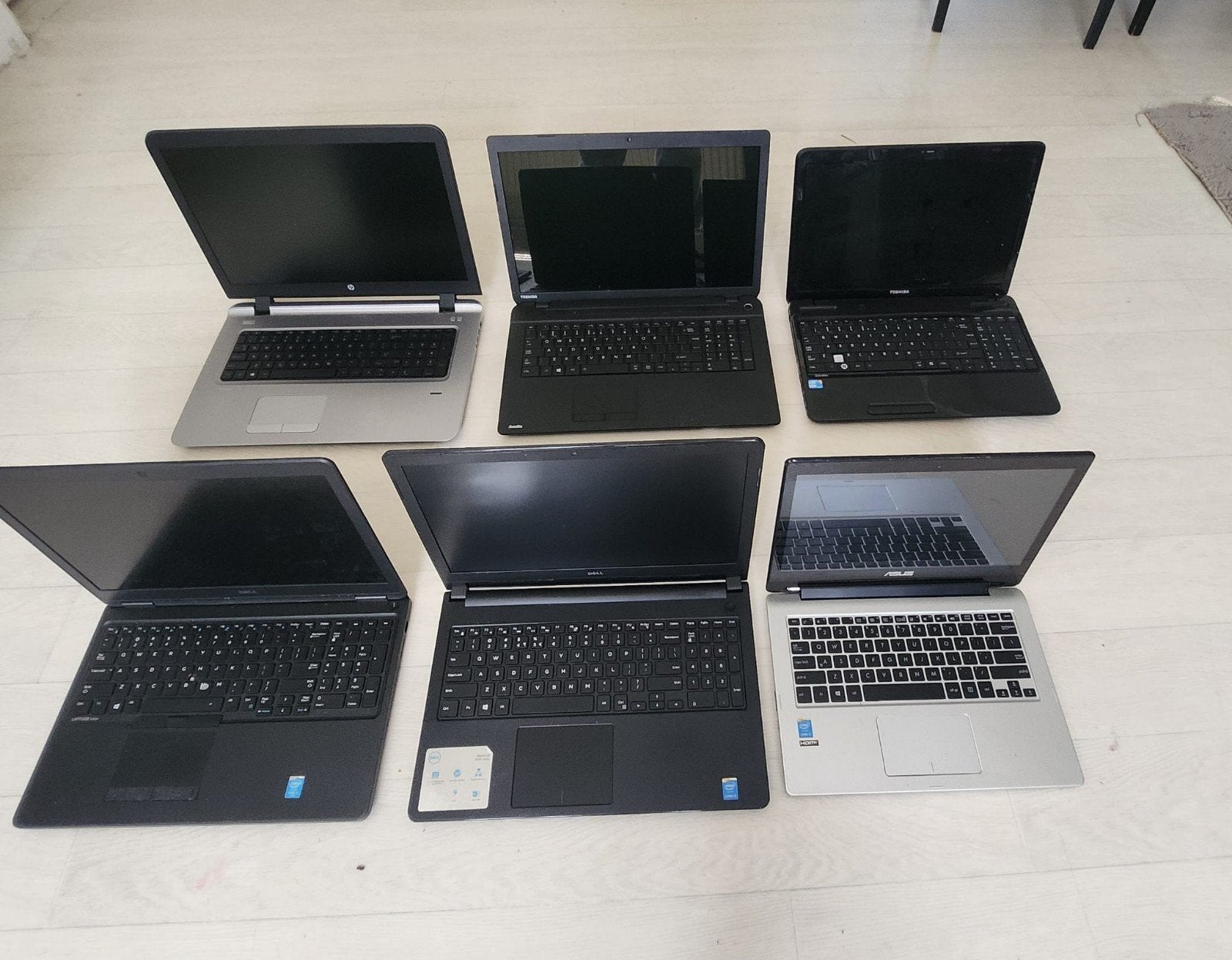 Partij laptops DEFECT!!!voor onderdelen, Computers en Software, Windows Laptops, Ophalen, 15 inch, Onbekend