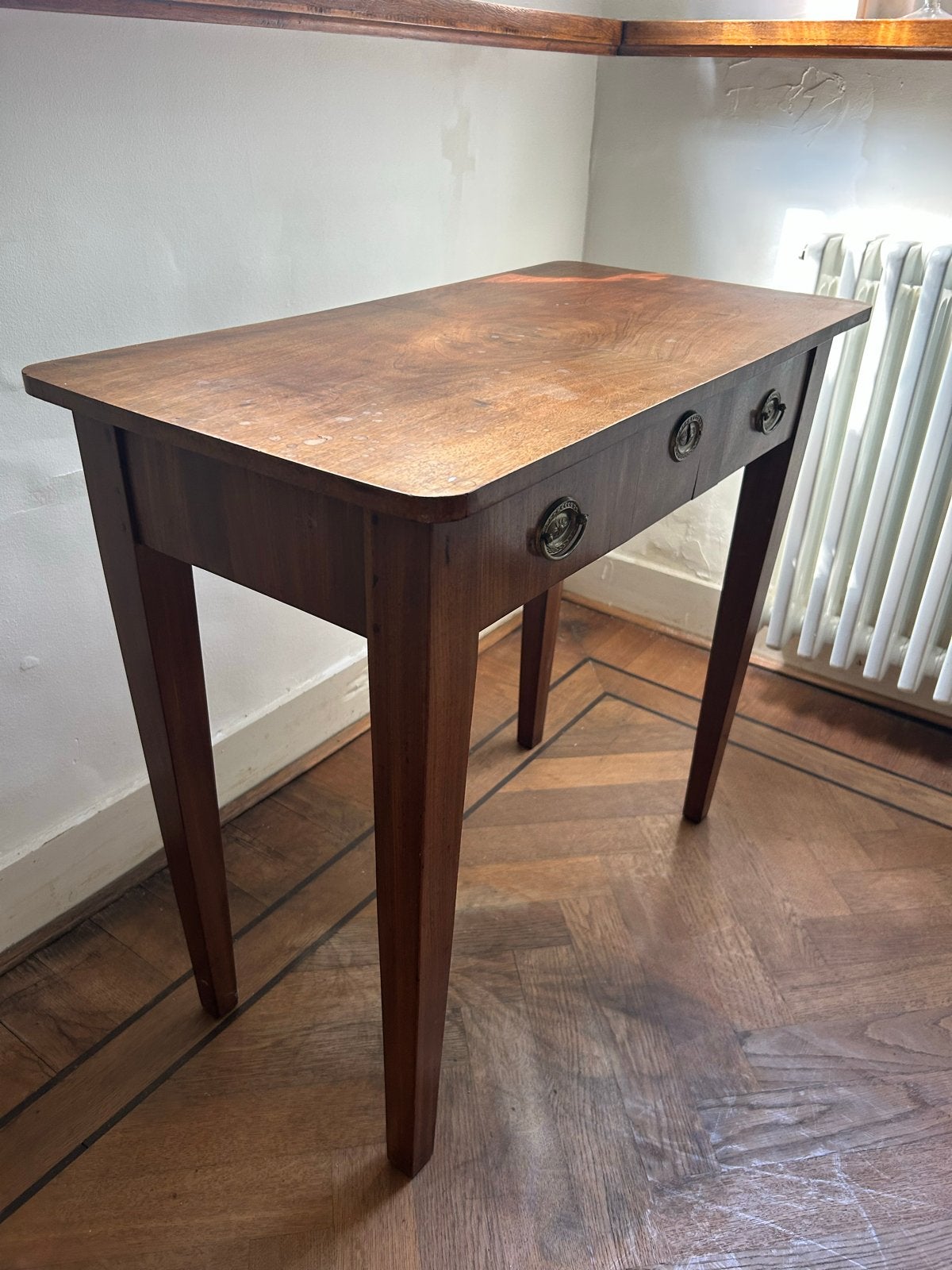 Retro vintage houten bijzettafel - juweeltje!, Antiek en Kunst, Ophalen