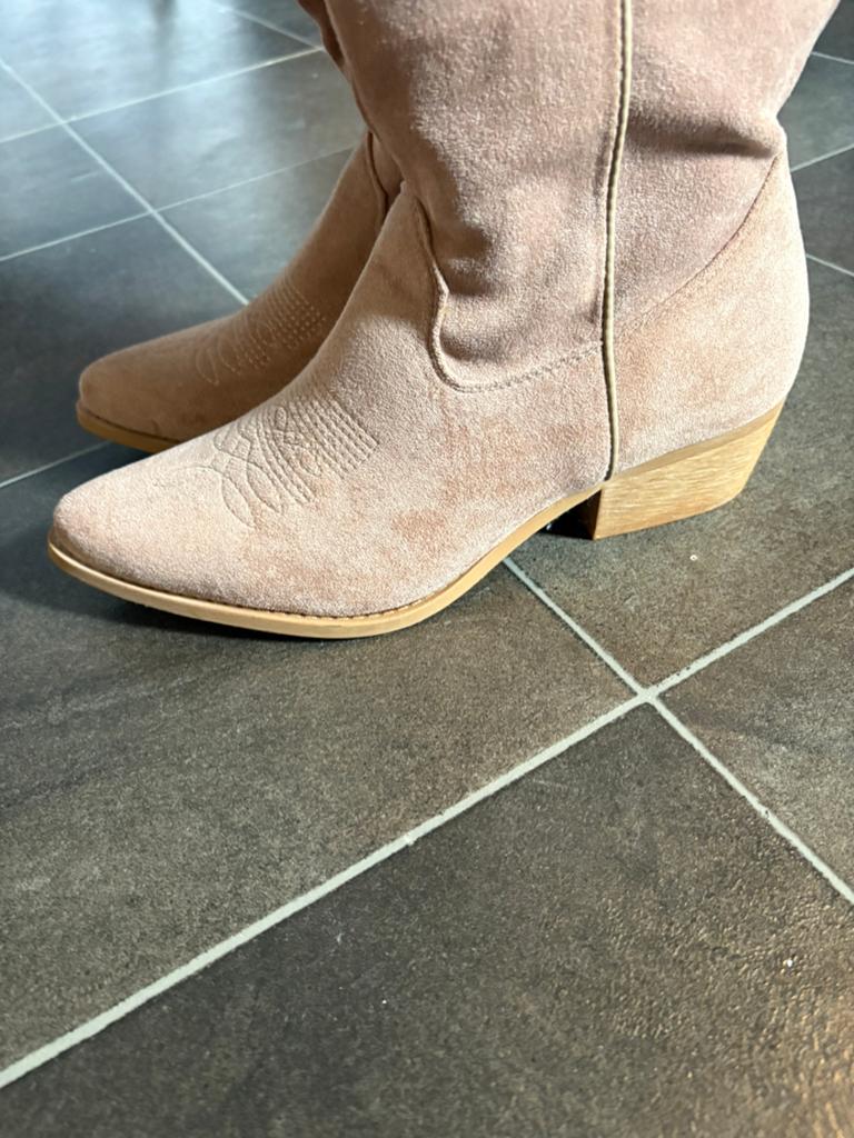 Hoge laars, Kleding | Dames, Schoenen, Ophalen of Verzenden, Nieuw, Beige, Hoge laarzen