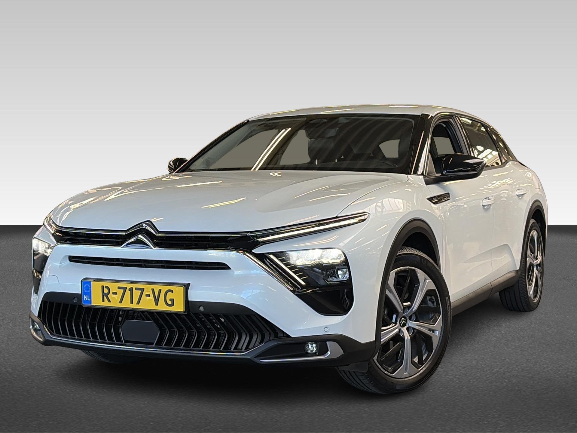 Citroën C5 X 1.6 Plug-In Hybrid 225pk Business | AUT | CARP, Auto's, 1350 kg, 77 km/l, Gebruikt, 4 cilinders