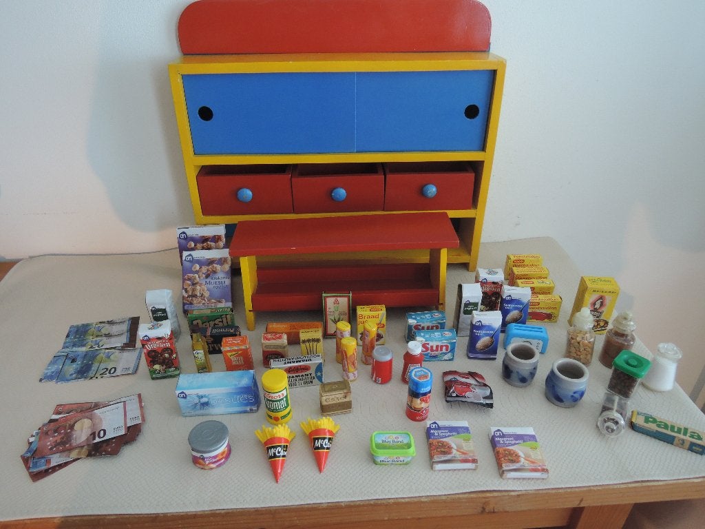 Houten speelgoed winkeltje met mini's, Ophalen of Verzenden, Gebruikt, Meubelstuk of Keukentje
