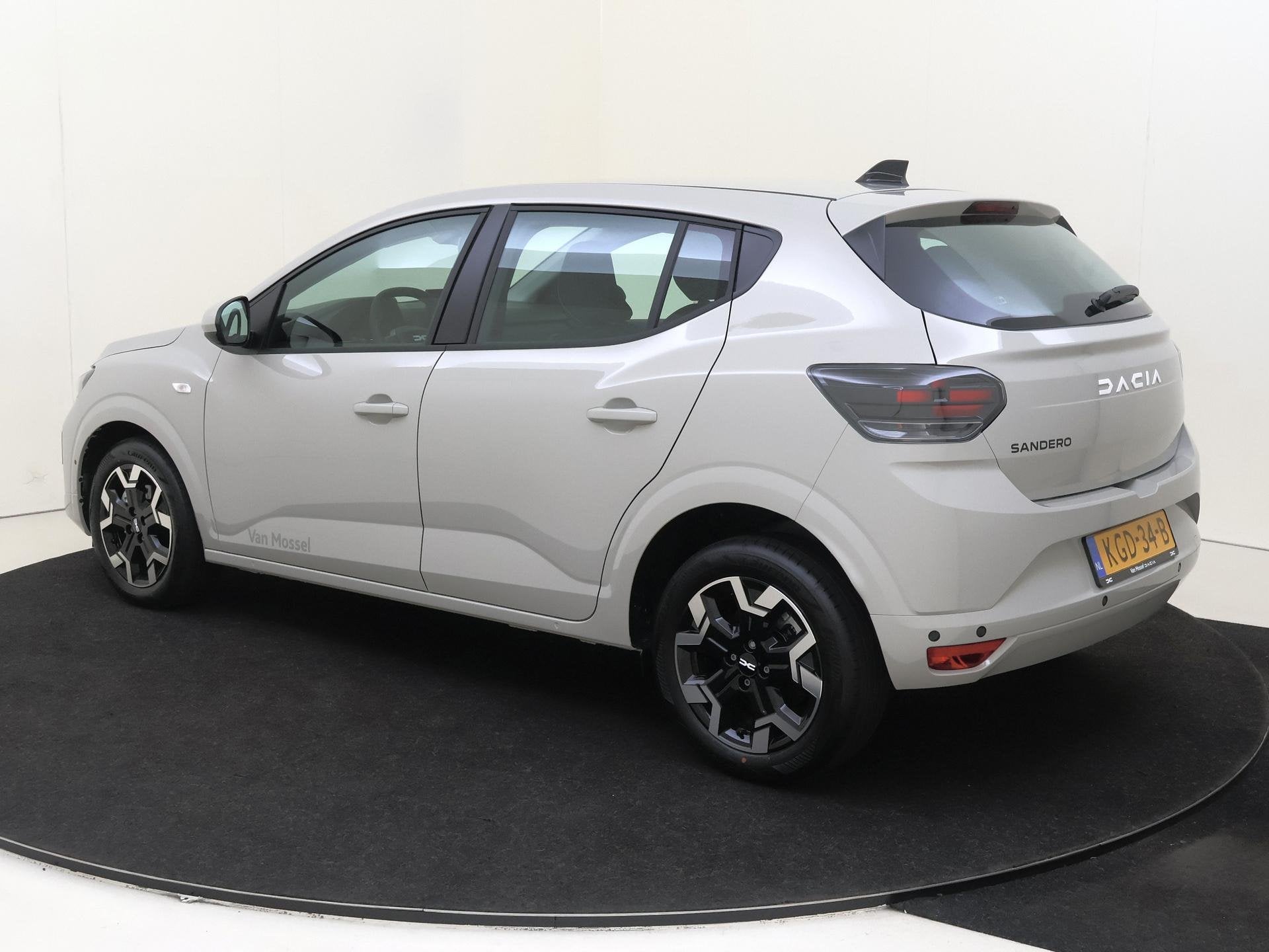 Dacia Sandero 1.2 Eco-G 120 journey | Stoelverwarming | Navi, Auto's, Stof, Euro 6, 1199 cc, Bruin