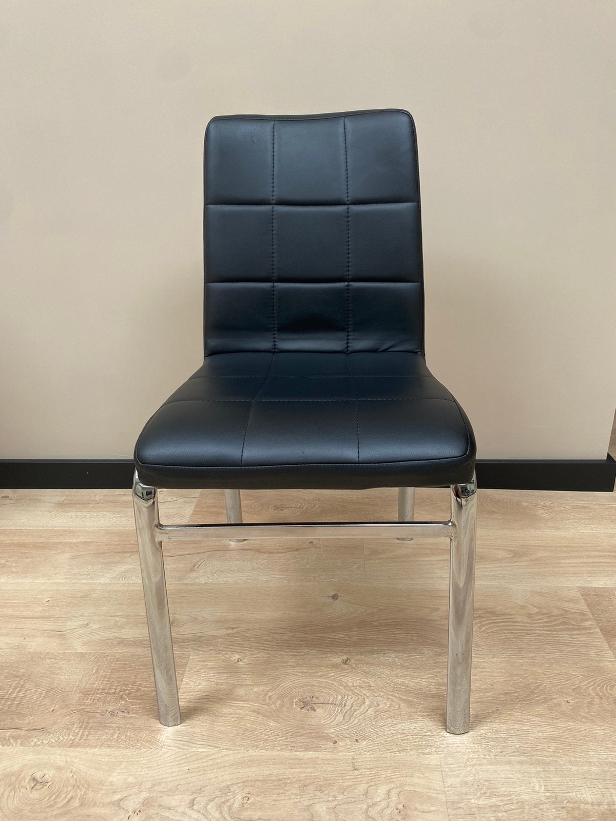 Zwarte kunstleren stoelen, Ophalen, Strak, Gebruikt, Zwart