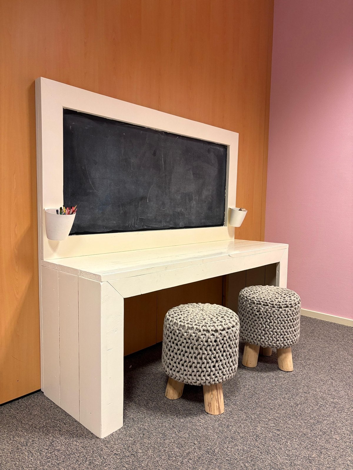 Kinderbureau met ingebouwd krijtbord, Ophalen, Gebruikt, Tafel(s)