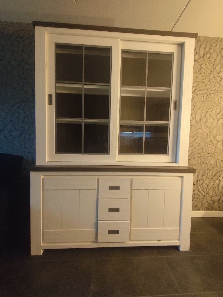 Vrtine kast, Huis en Inrichting, Ophalen, Met deur(en), 200 cm of meer, 150 tot 200 cm