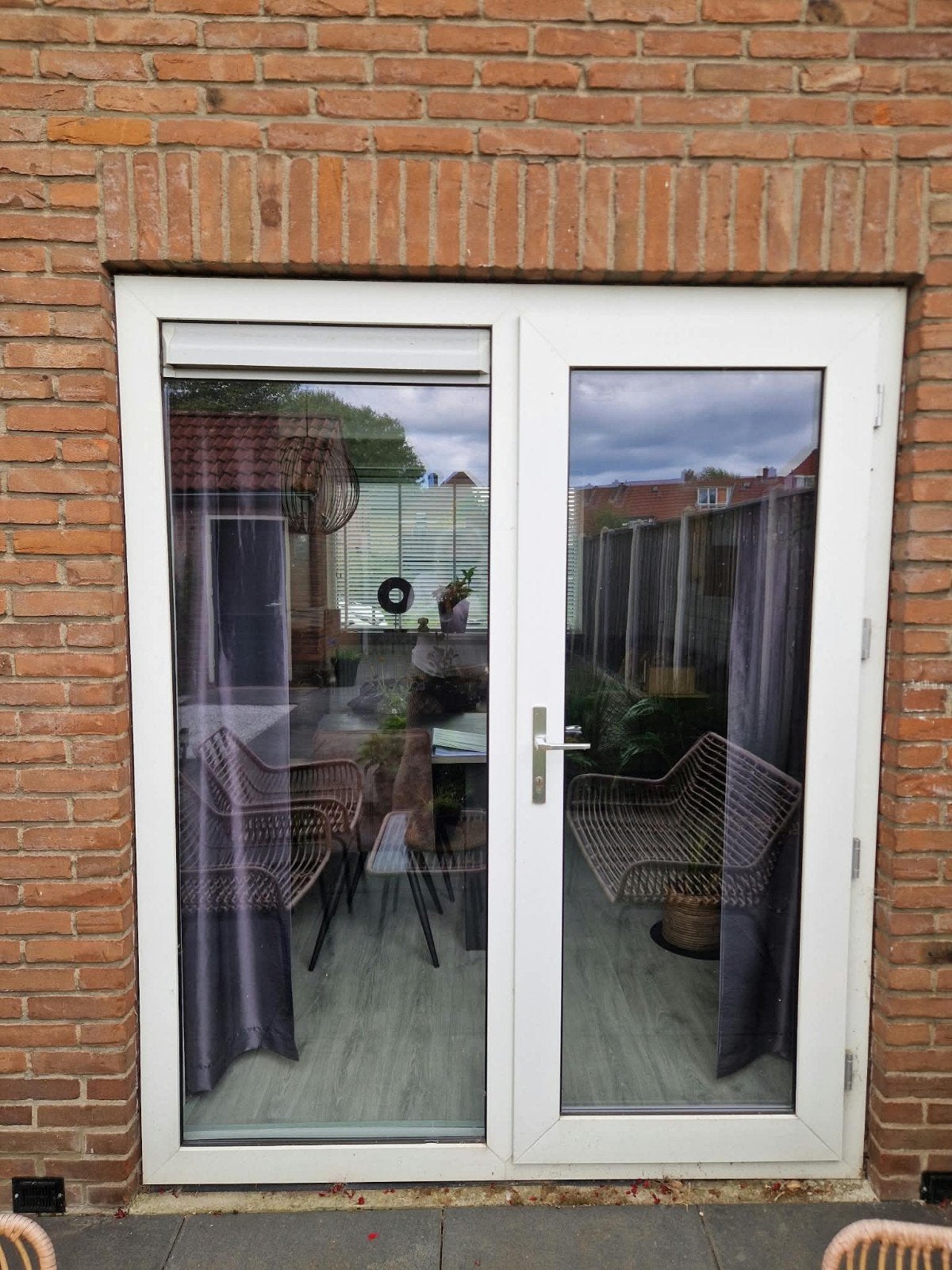 kunstofpui met loopdeur en HR++ glas, Ophalen, Hout, Raamkozijn