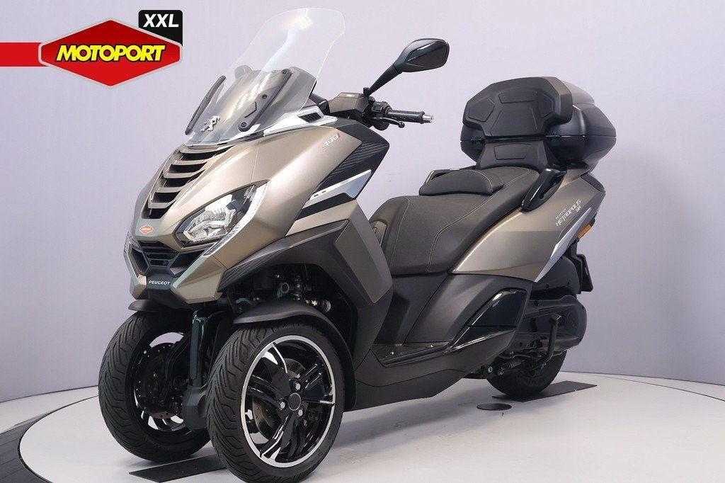 Peugeot METROPOLIS 400 SW (bj 2023), Motoren, Motoren | Overige merken, Scooter, Bedrijf, Bonnetstraat 1
6718 XN  Ede, NL, Peugeot