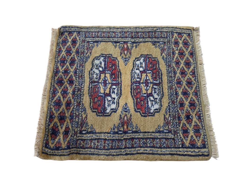 Handgeknoopt oosters wol Bouchara tapijt mini 31x34cm, Huis en Inrichting, Stoffering | Tapijten en Kleden, Gebruikt, 50 tot 100 cm