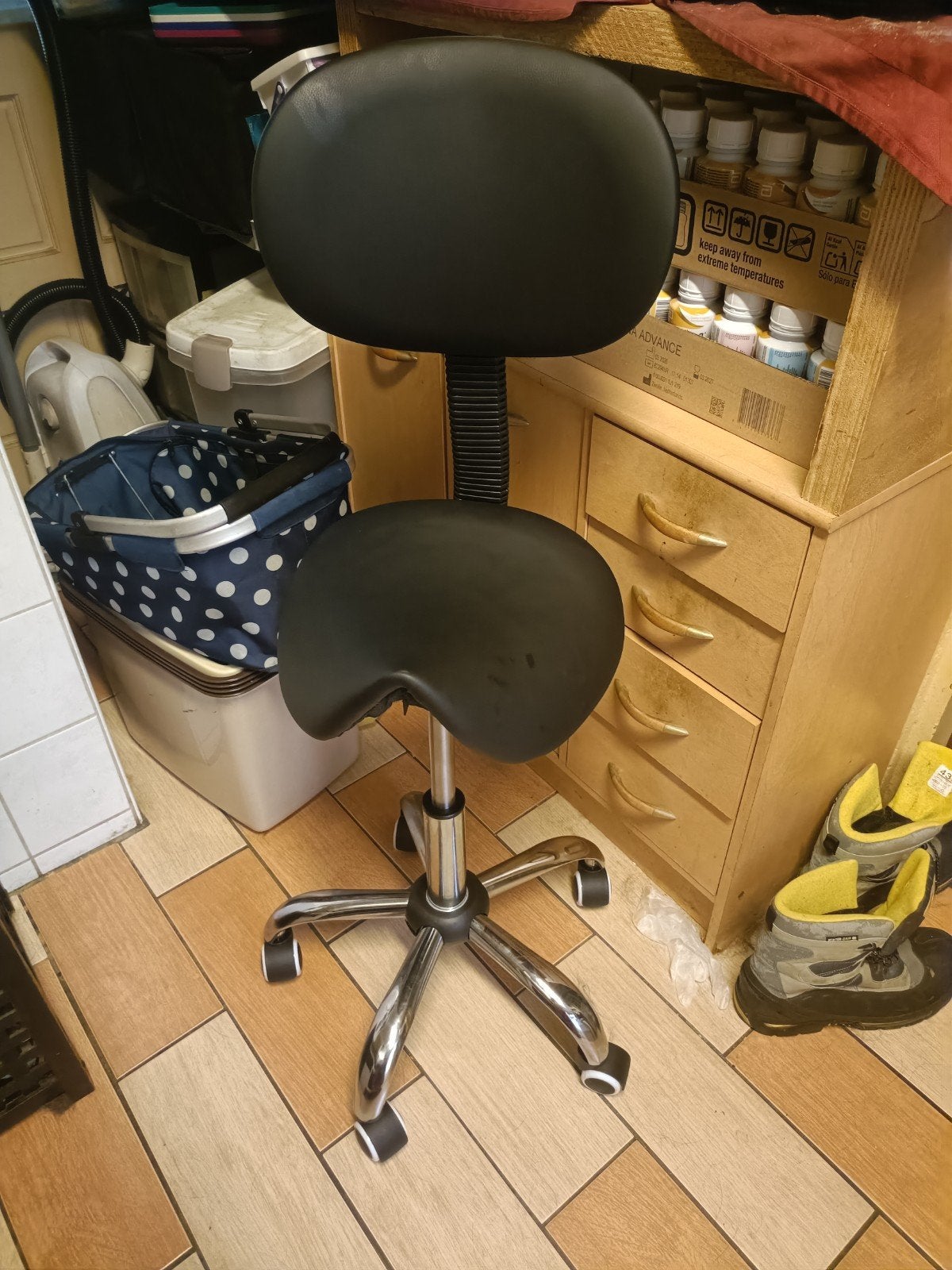 Zadelkruk met rugleuning - Ergonomisch en Verstelbaar, Ophalen, Zwart, Nieuw, Bureaukruk