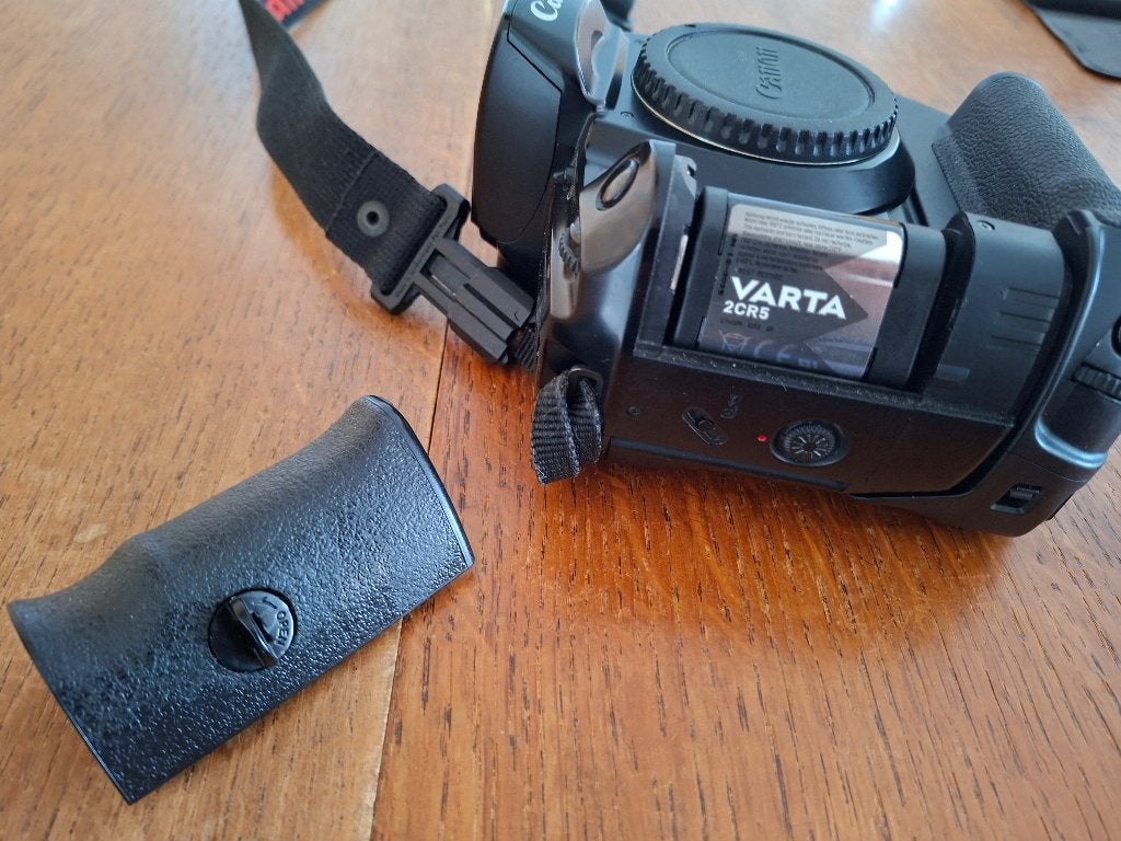 Foto 8 van Canon EOS 5 body met Canon Vertical Grip VG 10