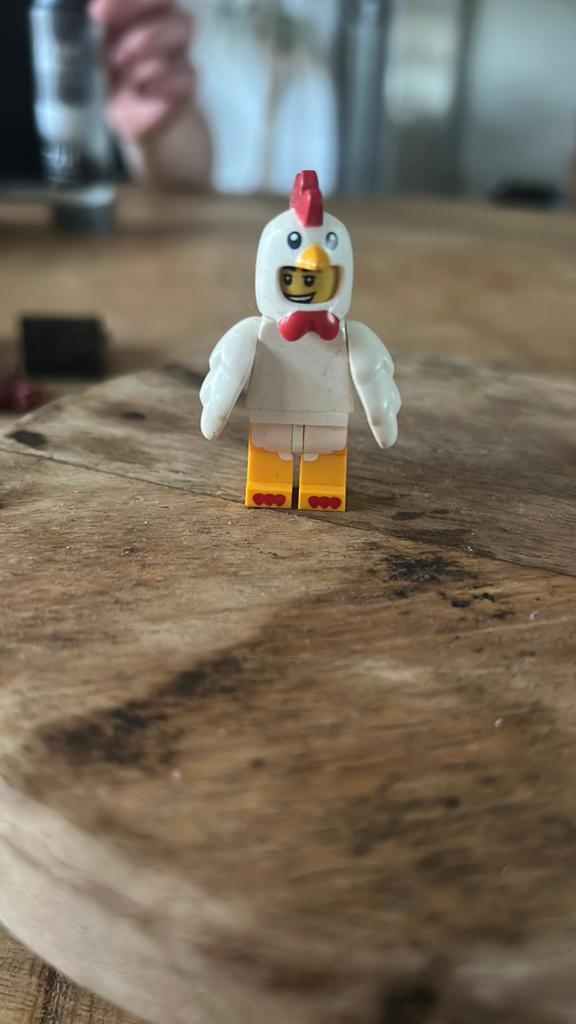 LEGO Minifiguur Chicken Suit Guy 71000, Ophalen of Verzenden, Zo goed als nieuw