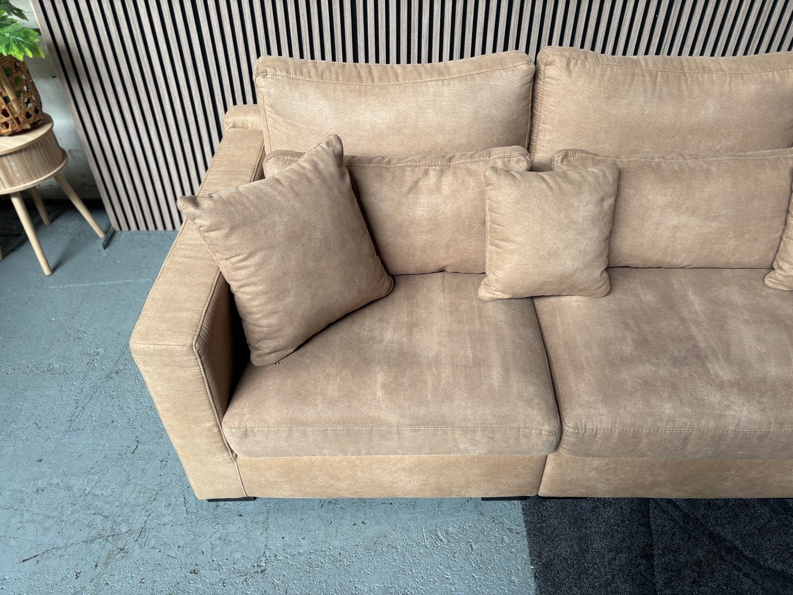 GRATIS LEVERING Loungebank Cognac 410x150 GEREINIGD, Huis en Inrichting, 125 tot 150 cm, Hoekbank, 300 cm of meer, Kunststof