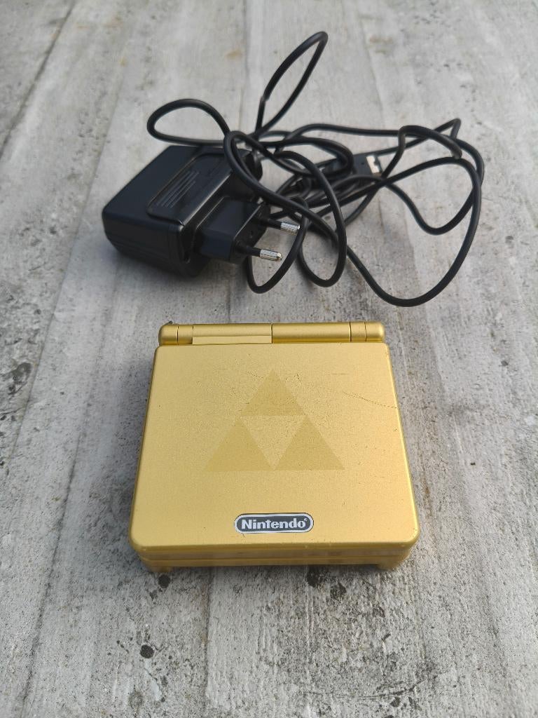 Nintendo Game Boy Advance SP console Zelda Limited Edition, Spelcomputers en Games, Spelcomputers | Nintendo Game Boy, Ophalen of Verzenden