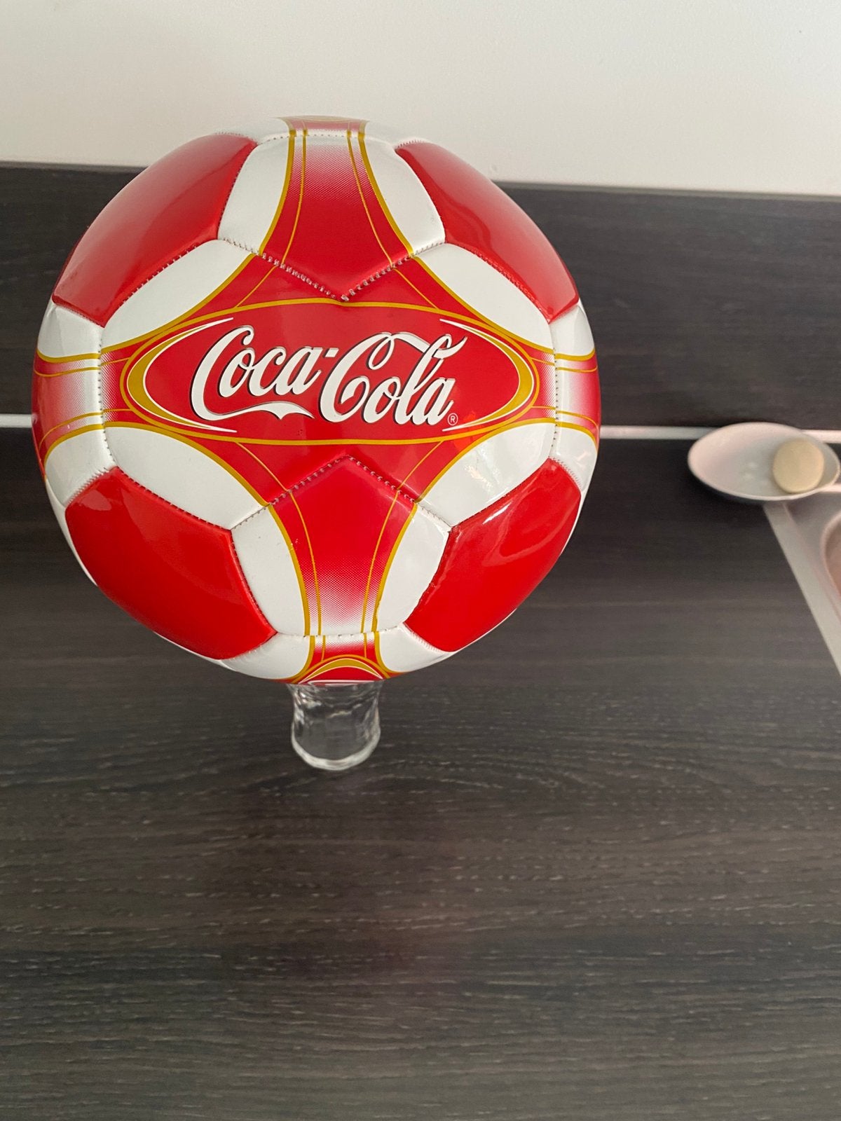 Nieuw coca cola voetbal EK 2004., Verzamelen, Ophalen of Verzenden, Nieuw, Overige sporten