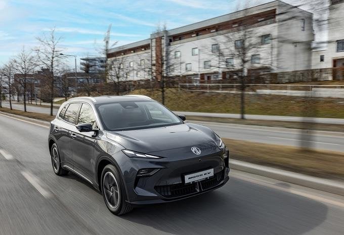 MG MGS5 EV Luxury 64 kWh 18"LM velgen | Apple Carplay | 360, Auto's, MG, Automaat, 12 maanden, Achterwielaandrijving, 1700 kg