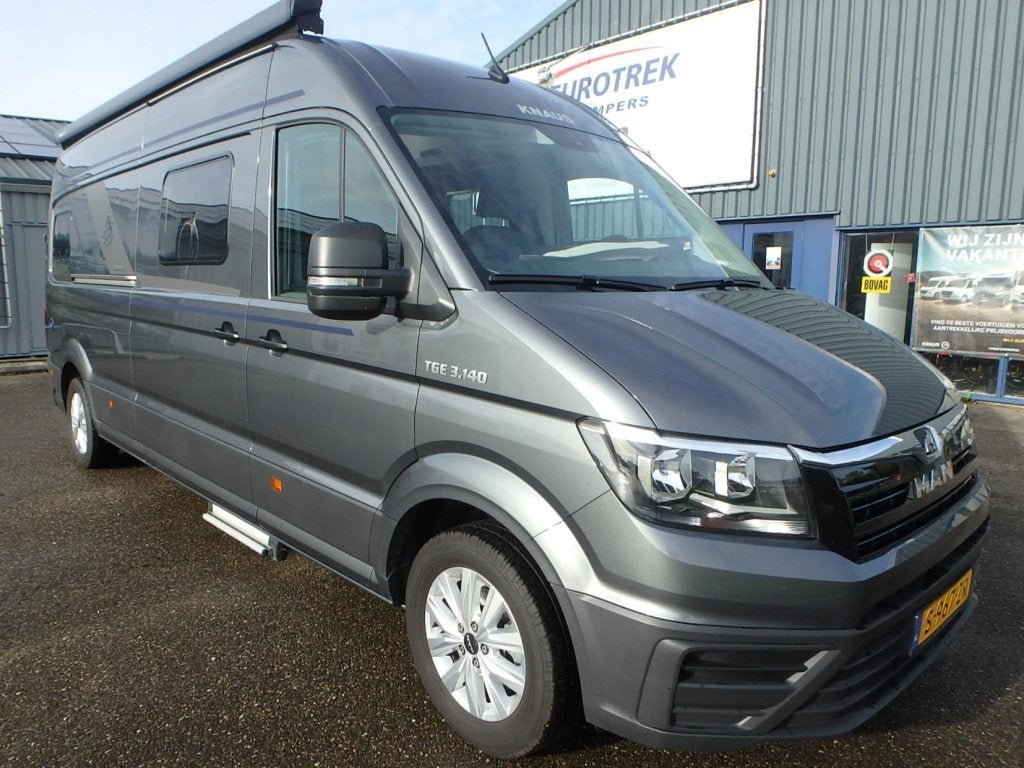 Knaus BoxDrive 680 ME HISTORIE BEKEND, Caravans en Kamperen, Ringverwarming, 6 tot 7 meter, Tot en met 3, Boiler