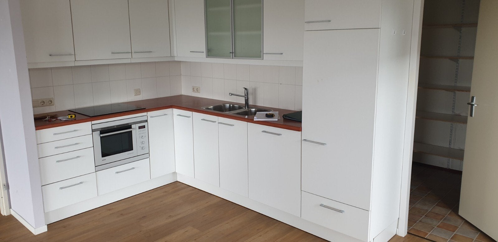 Hoek-Keuken in goede staat, Huis en Inrichting, Keuken | Complete keukens, Ophalen, Gebruikt, Wit