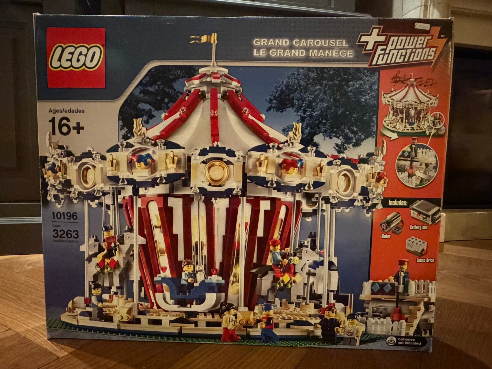 LEGO 10196 Grand Carousel – Compleet met originele doos, Ophalen of Verzenden, Zo goed als nieuw