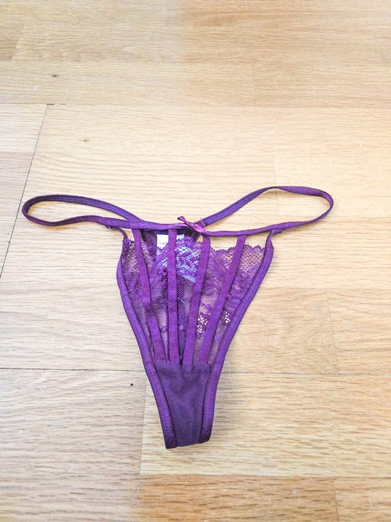 Donker Roze String van Hunkemöller - Maat M, Hunkemöller, Ophalen of Verzenden, Roze, String