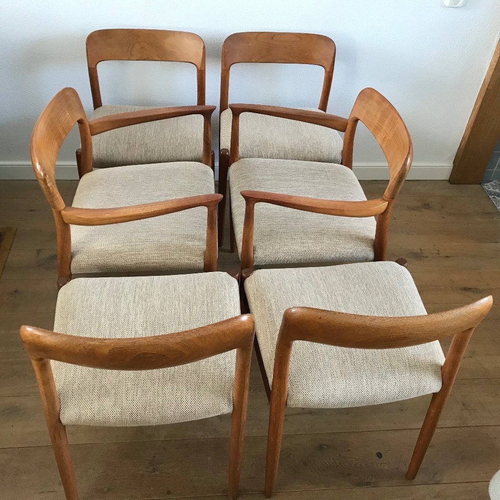 6 N.O. Moller Deens 75  56 stoel stoelen chair chairs, Gebruikt, Bruin, Ophalen of Verzenden, Nvt
