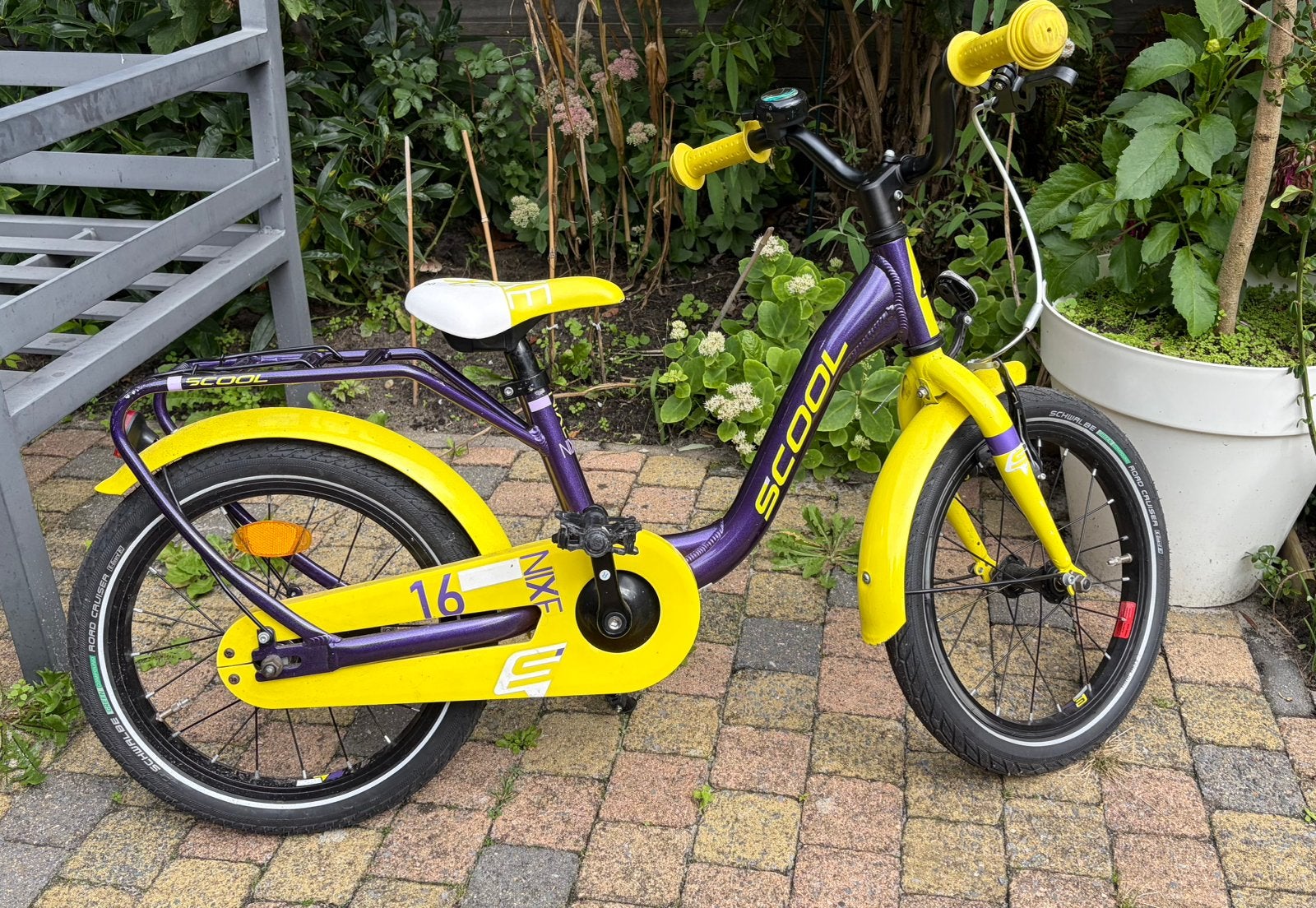 Scool (s’cool) NIXE 16 inch kinderfiets lichtgewicht!, Ophalen, Zo goed als nieuw, 16 tot 20 inch