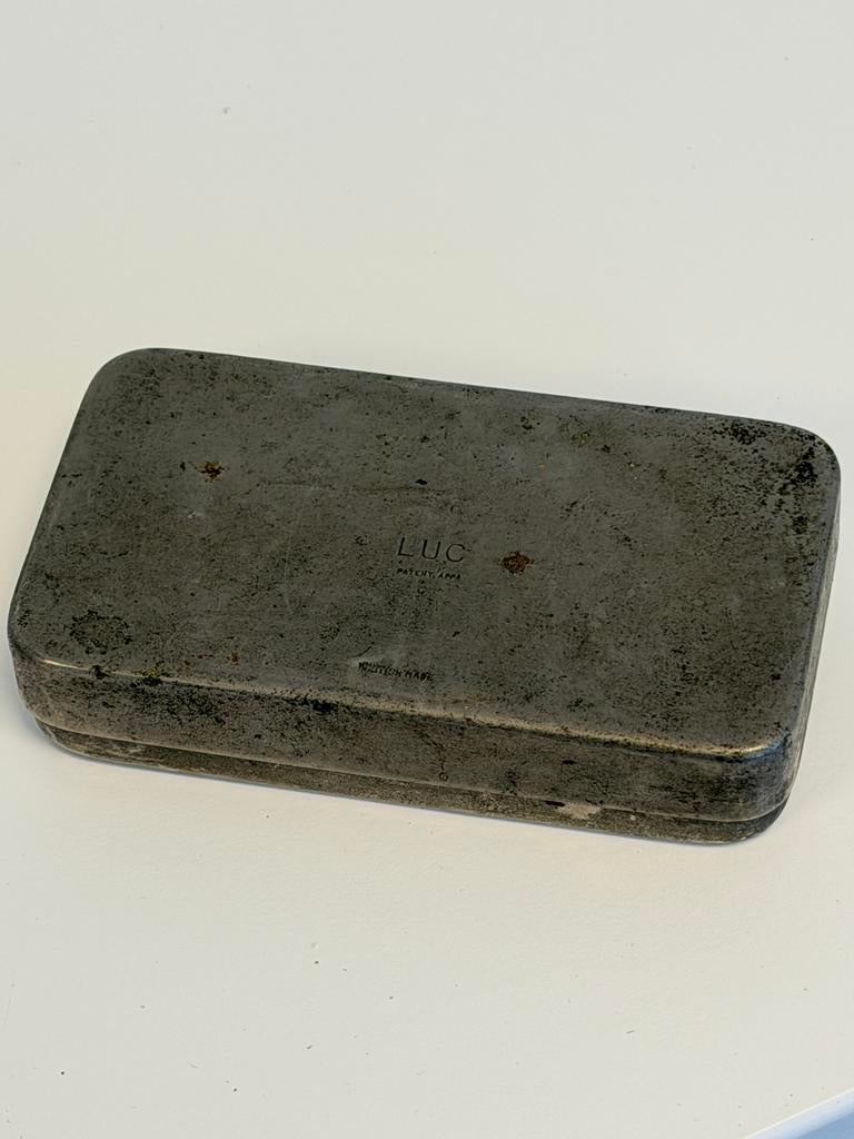 Antiek Glazen glas Medische Injectiespuit in blik 1940 LUC, Antiek en Kunst, Ophalen of Verzenden