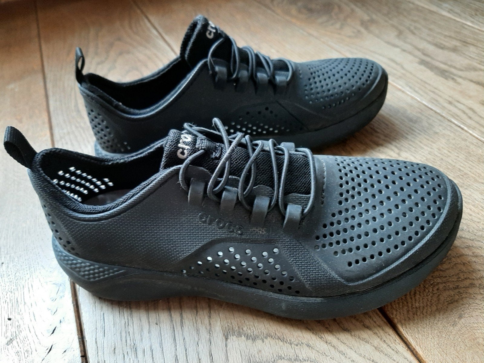 Zwarte Crocs in schoenvorm, maat J4 =36/37, Kinderen en Baby's, Ophalen of Verzenden, Jongen of Meisje, Overige typen