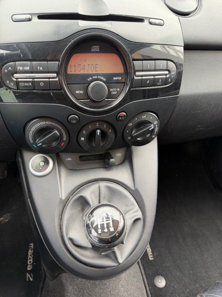 Mazda 2 1.3 BIFUEL Cool AIRCO LMV RIJDT GOED NAP APK, Voorwielaandrijving, Euro 5, Gebruikt, 31 €/maand