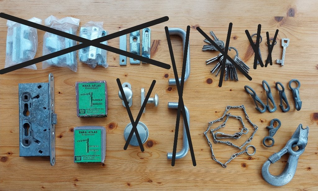 Oud hang en sluitwerk te koop, Doe-het-zelf en Verbouw, Hang- en Sluitwerk, Ophalen of Verzenden, Gebruikt, IJzer, Slot