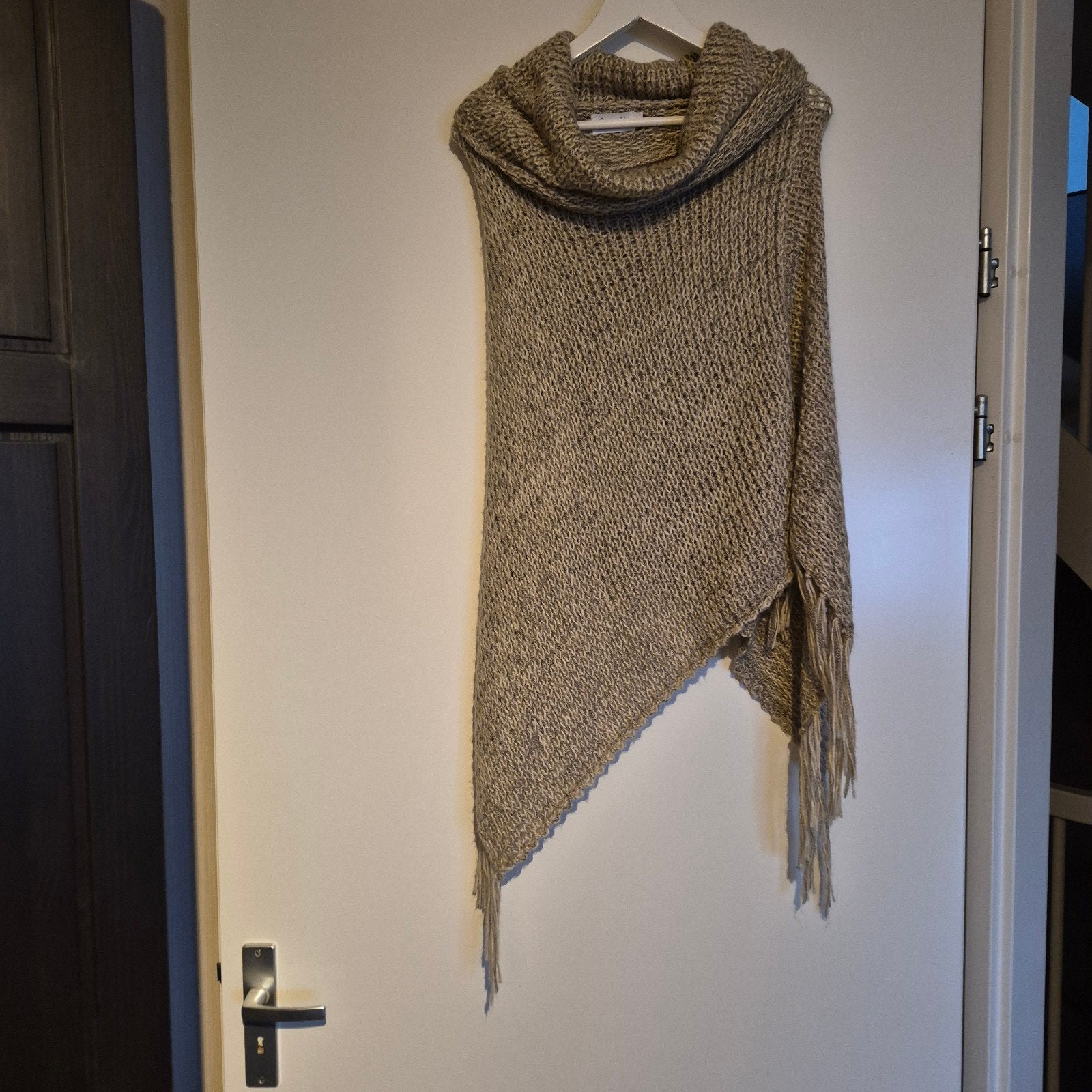 Wollen poncho beige Cotton Club one size, Maat 38/40 (M), Beige, Ophalen of Verzenden, Zo goed als nieuw