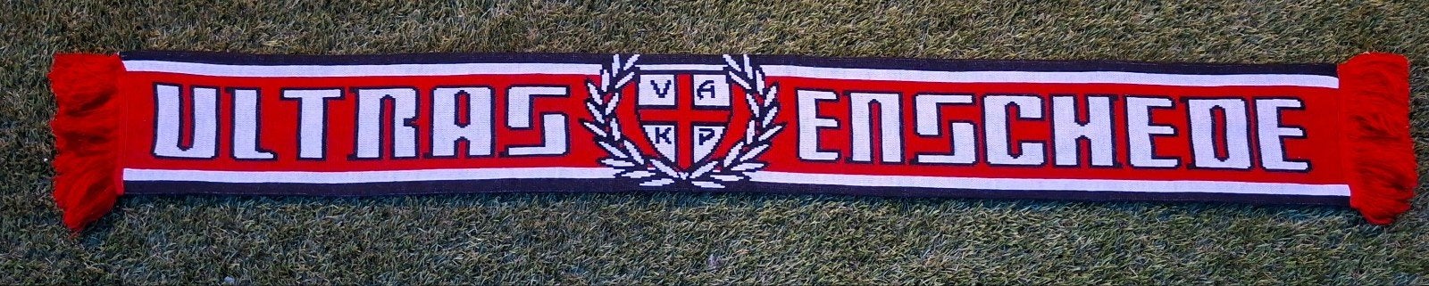 FC Twente VAK-P Sjaal - Ultras Enschede - Cultuurbewakers, Verzamelen, Ophalen of Verzenden, Zo goed als nieuw, F.C. Twente, Vaantje of Sjaal