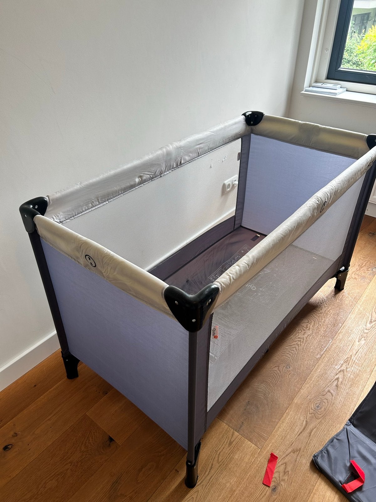 Campingbed, Kinderen en Baby's, Kinderkamer | Bedden, Gebruikt, Minder dan 140 cm, Minder dan 70 cm, Matras, Ophalen