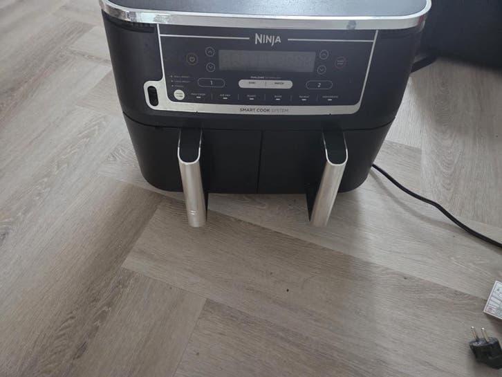 Ninja Airfryer - Dual Zone heteluchtfriteuse, Witgoed en Apparatuur, Airfryers, Ophalen, Zo goed als nieuw, Airfryer XXL, 1500 gram of meer