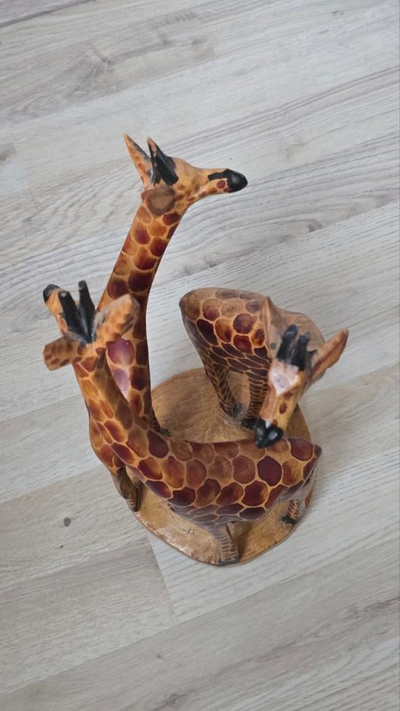 Houten Giraffen Beeldje - Afrikaanse Decoratie, Verzamelen, Beelden en Beeldjes, Ophalen