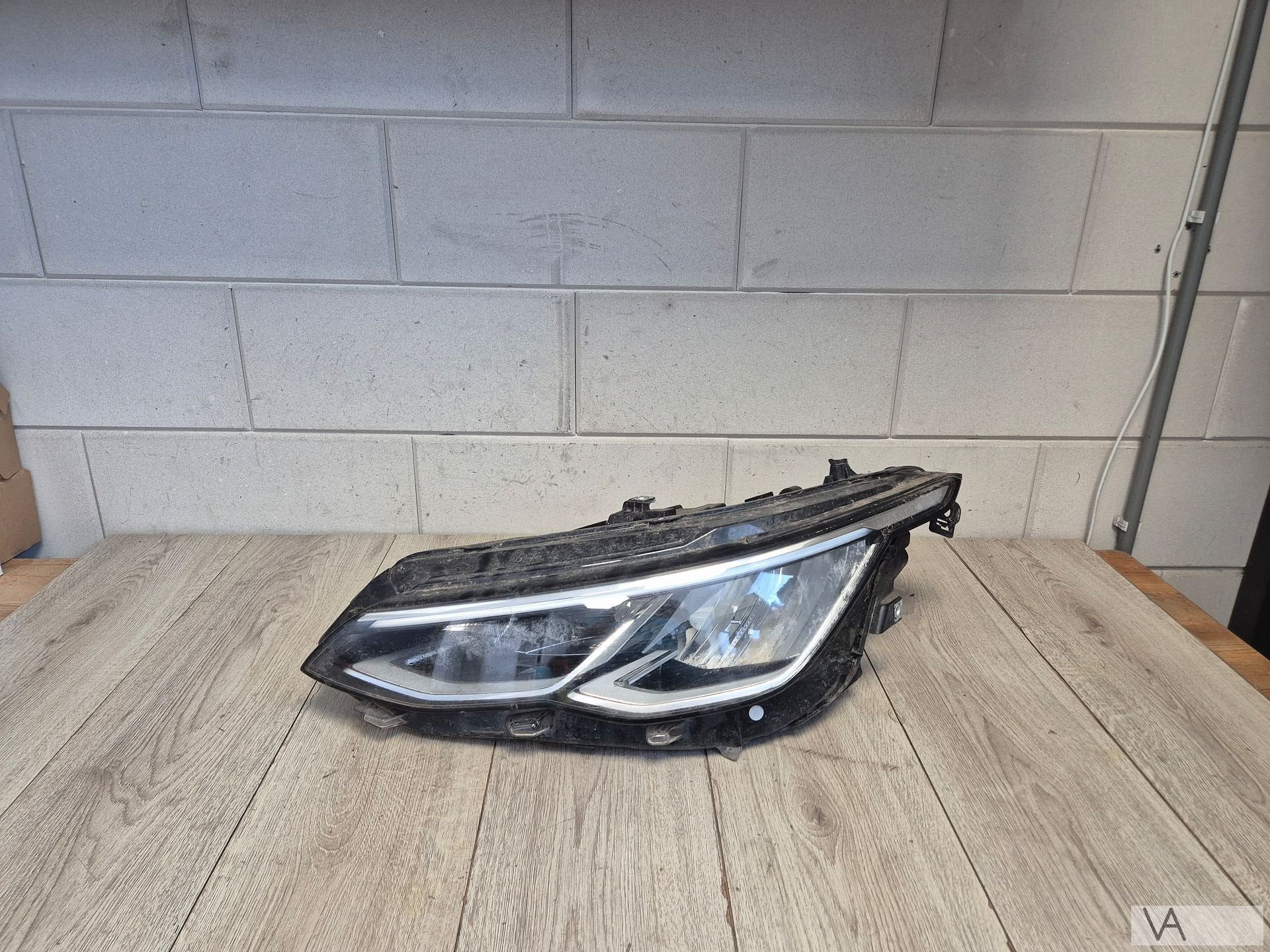 Koplamp links van VW Golf 8 2019 - 2025 schade 5h1941005b, Auto-onderdelen, Gebruikt, -, Volkswagen, -
