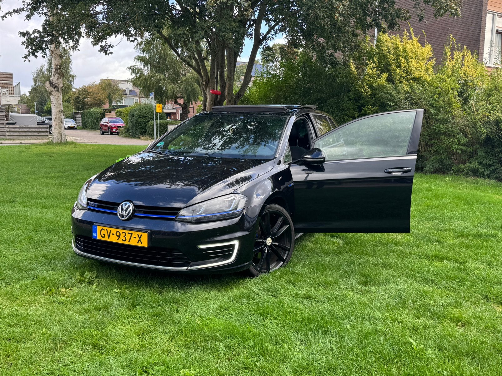 Volkswagen Golf 1.4 TSI Phev 150KW GTE 5D 2015 Zwart, Auto's, 4 cilinders, Zwart, 1395 cc, 1499 kg