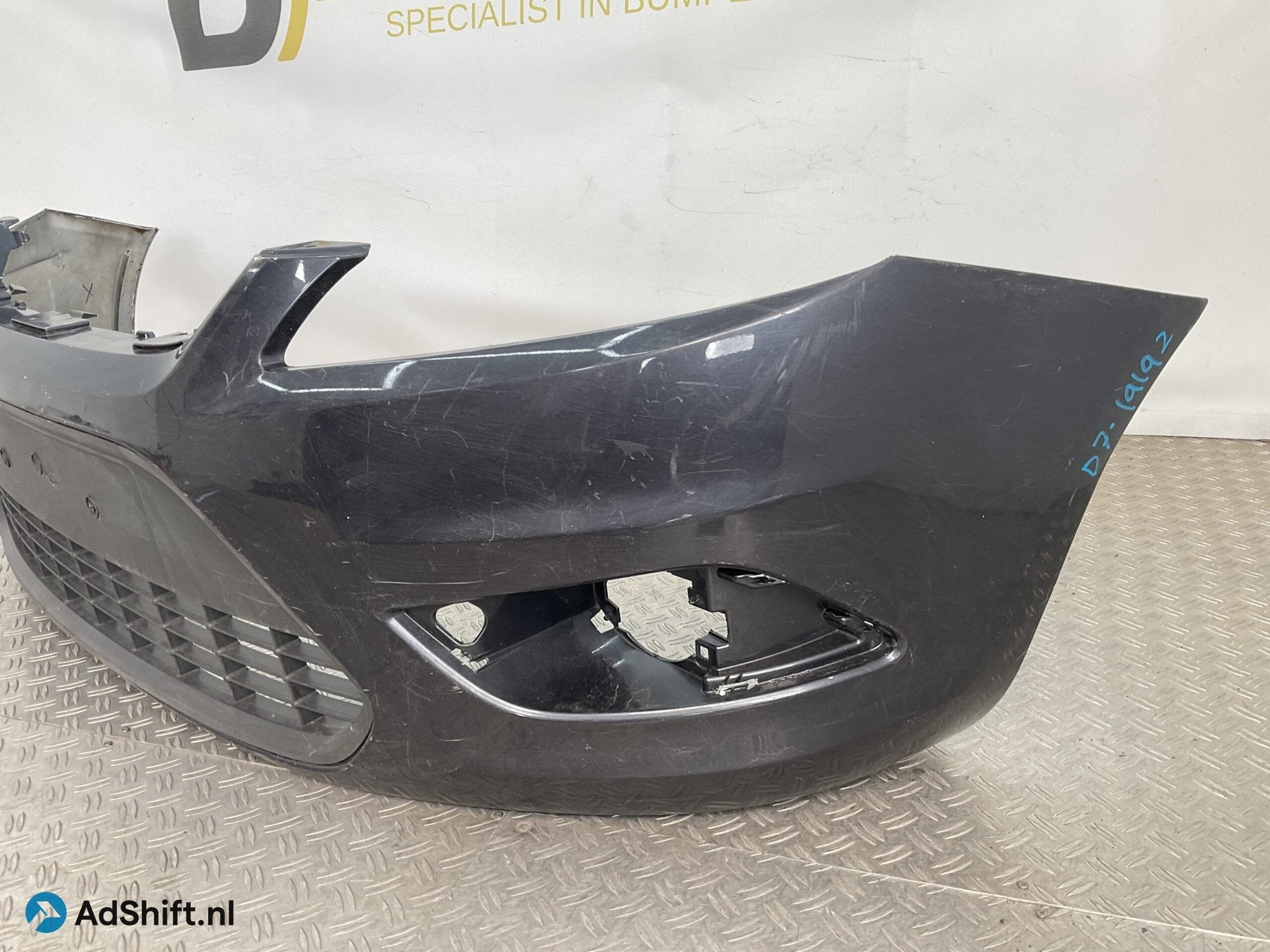 Bumper Ford Focus MK2 08-12 8M51-17757-a Voorbumper D7-19192, Bumper