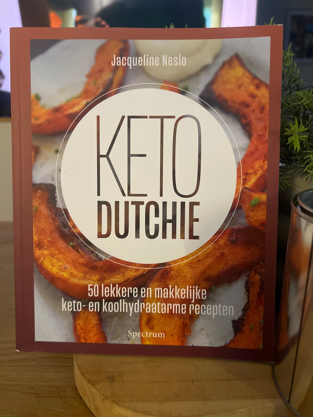 Keto Dutchie: 50 keto- en koolhydraatarme recepten, Boeken, Kookboeken, Voorgerechten en Soepen, Ophalen of Verzenden, Zo goed als nieuw