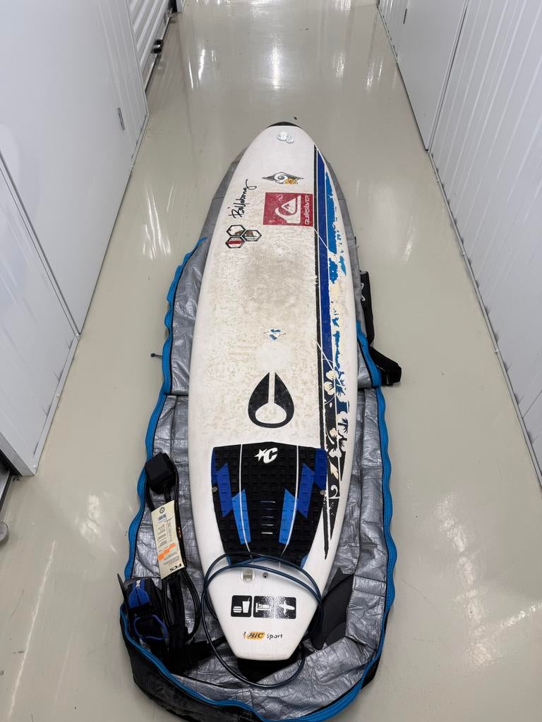 Bic 7’3 Mini Malibu Surfboard + FCS leash & boardbag, Watersport en Boten, Golfsurfen, Ophalen, Gebruikt, Funboard, Met draagtas