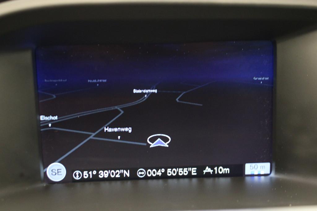 Volvo V60 Cross Country 2.0 D3 Momentum |Stoelverwarming|, Voorwielaandrijving, 4 cilinders, Leder en Stof, Automatische klimaatregeling