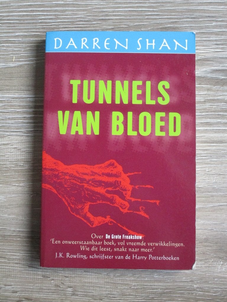 Tunnels van bloed - Darren Shan, Boeken, Ophalen of Verzenden, Gelezen, Fictie algemeen