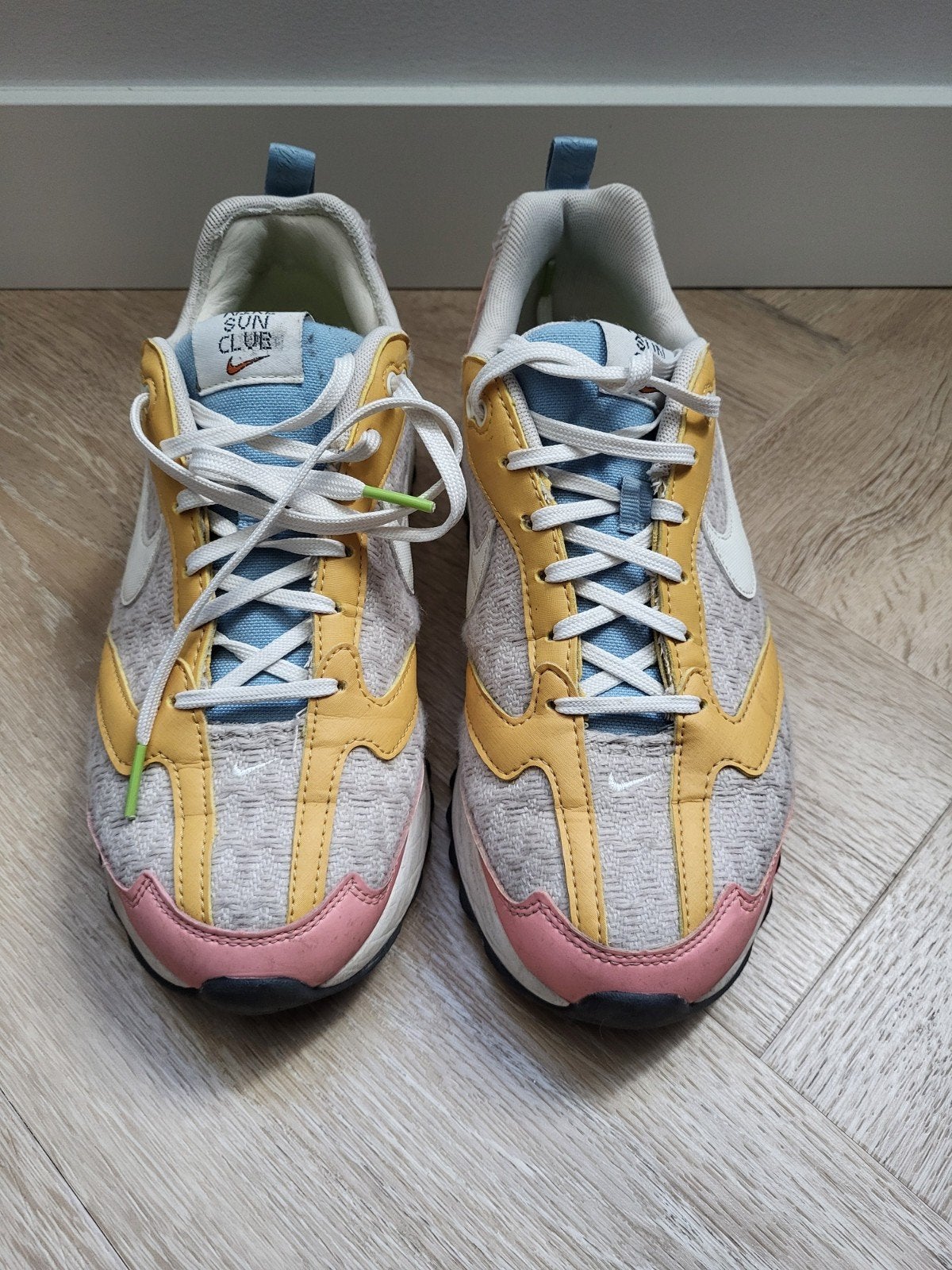 Nike Air Max Dawn SE Sunclub dames maat 40/8,5, Overige kleuren, Ophalen of Verzenden, Sneakers of Gympen, Gedragen