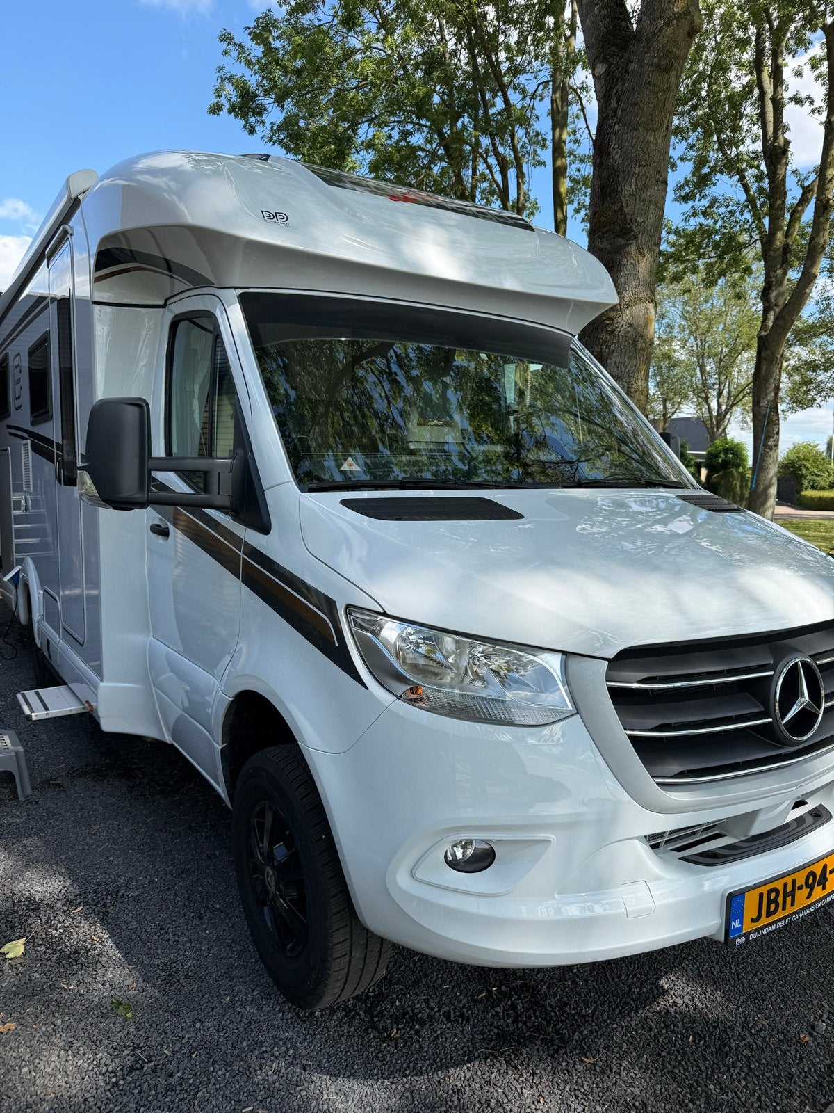 Carthago C-Tourer met LPG, Luifel en Levelsysteem, Caravans en Kamperen, Automaat, Chemisch toilet, Standaard zit, Ringverwarming