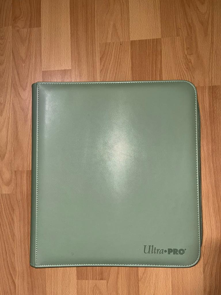 Ultra pro 12 pocket binder map, Ophalen of Verzenden, Zo goed als nieuw