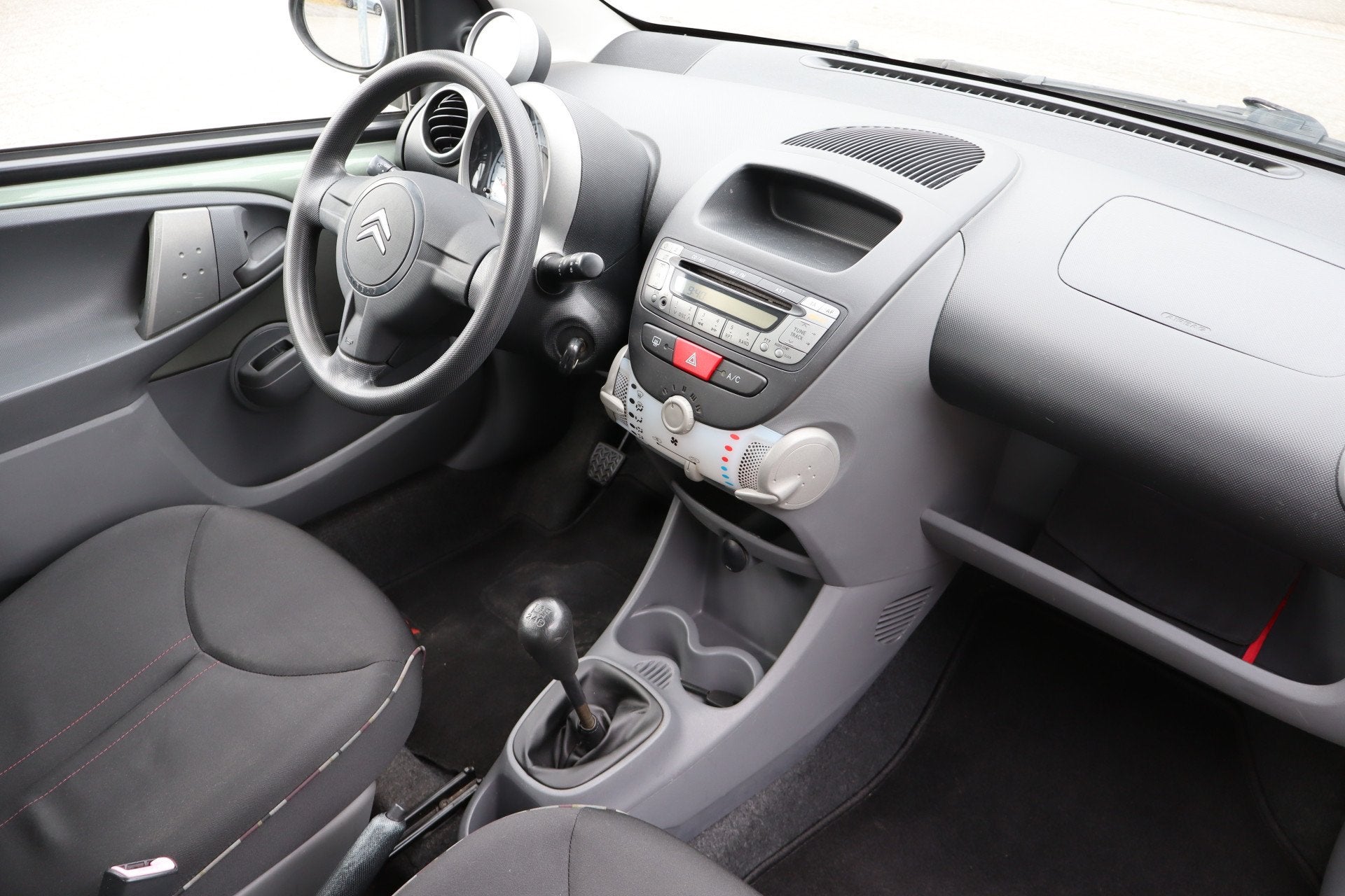 Citroën C1 1.0-12V Ambiance Nederlandse auto/5 Deurs/Airco/, Voorwielaandrijving, Stof, Gebruikt, Zwart
