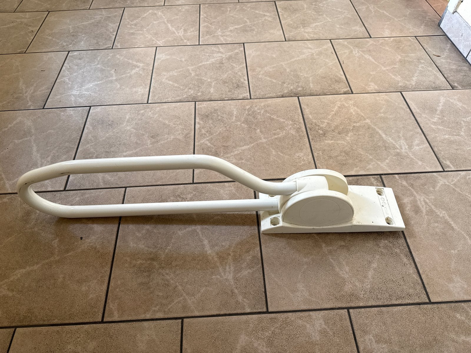 Wand beugel voor toilet of douche, Diversen, Ophalen, Gebruikt