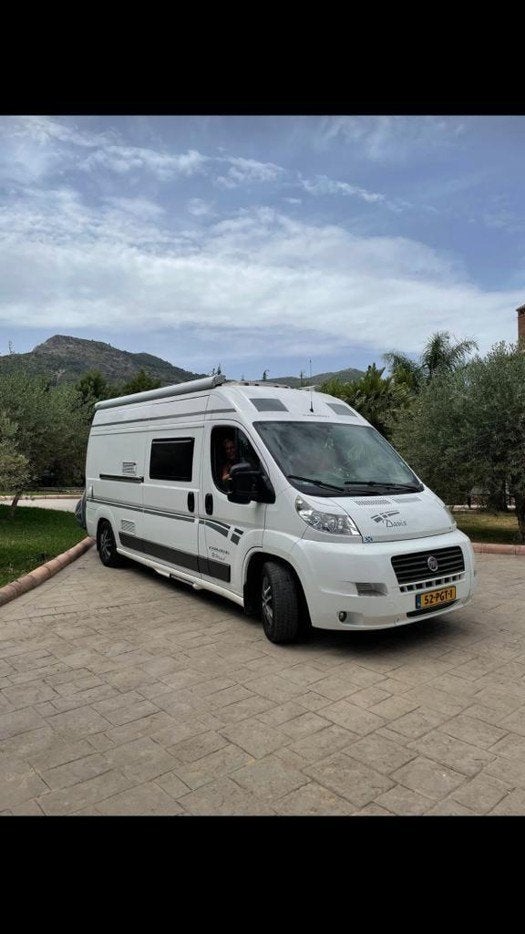 Caravans And Camping Buscamper
